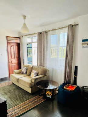 Chic & Cozy Apartment with Balcony Views Kisumu Terrace